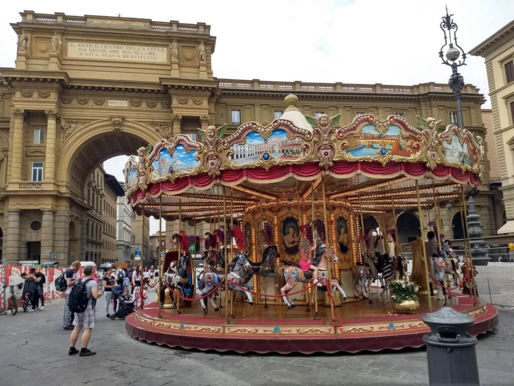 3 days in Florence, antique carousel